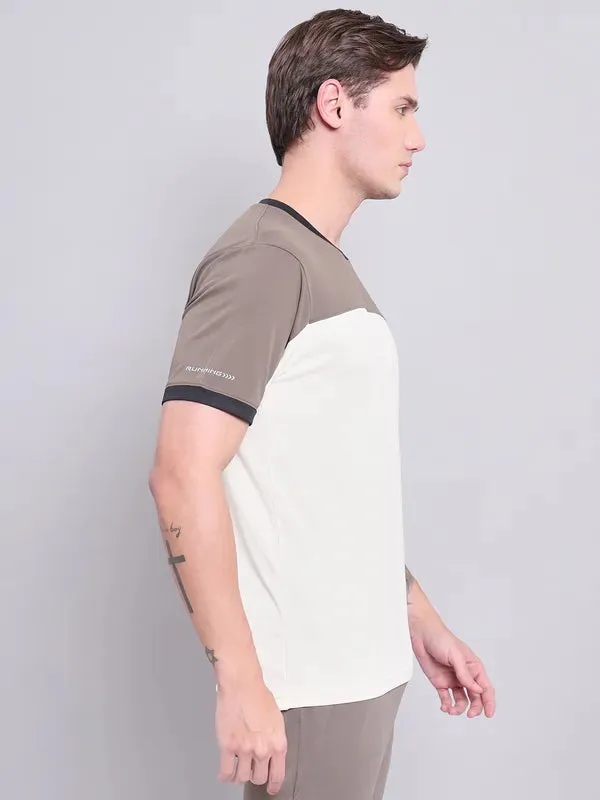 Men Colorblock Slim Fit Crew Neck T-shirt with TECHNO COOL 