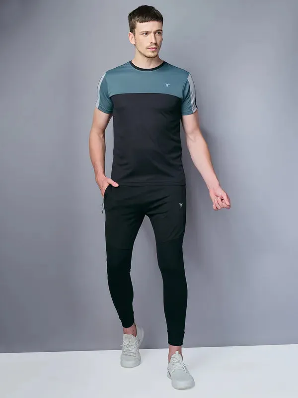 Men Colorblock Slim Fit Crew Neck T-shirt with TECHNO COOL