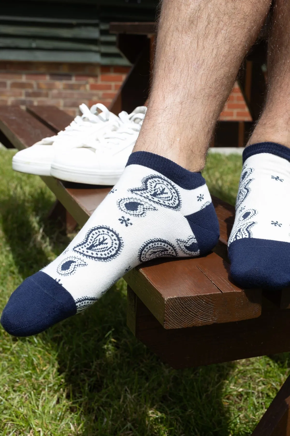 Paisley Men's Organic Cotton Trainer Socks | Cream