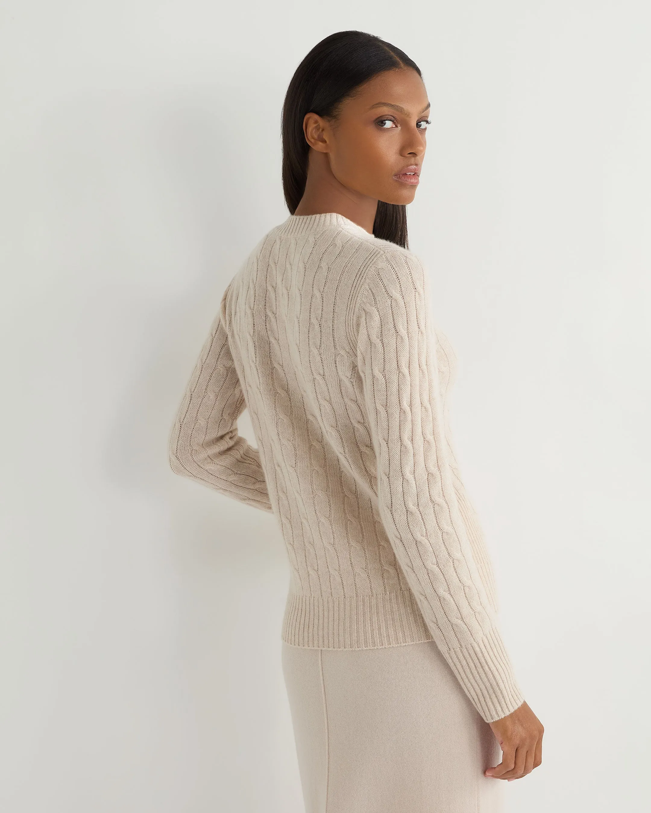 Women's Adelyn Cable Round Neck Cashmere Jumper Ecru White